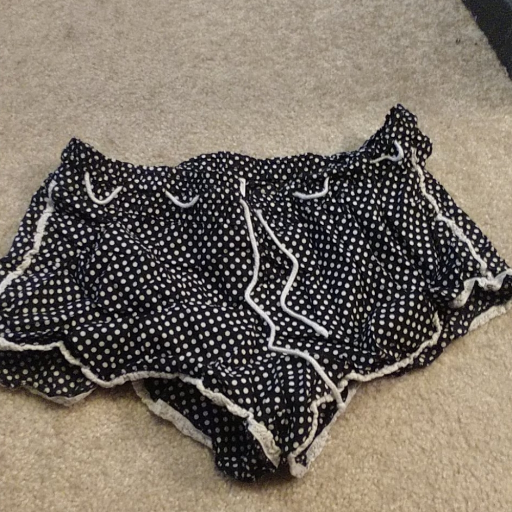 Polka dot sleep shorts